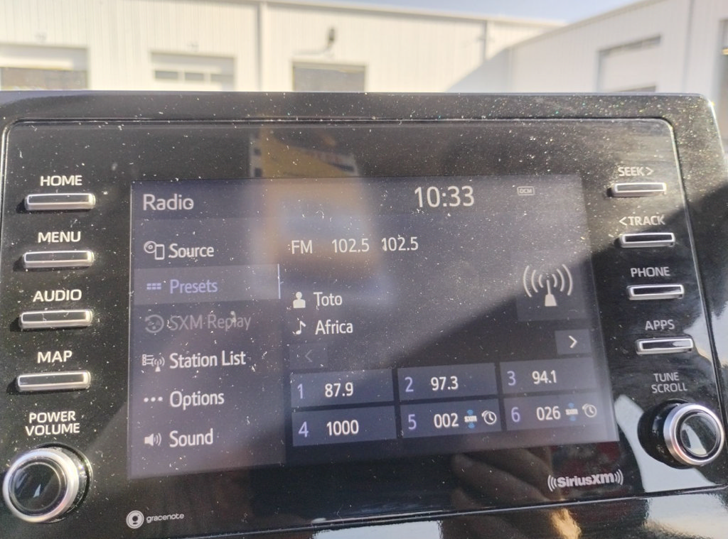 Used 2023 Toyota Camry SE FWD image 12