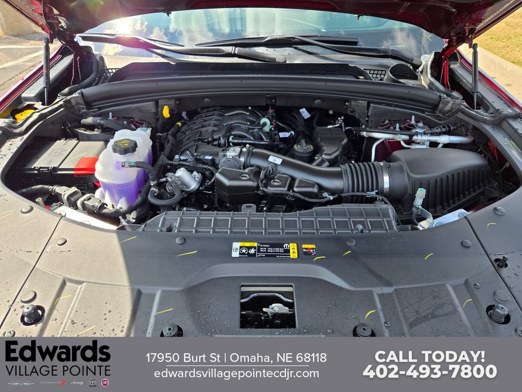 New 2025 Jeep Grand Cherokee Altitude AWD/4WD image 28