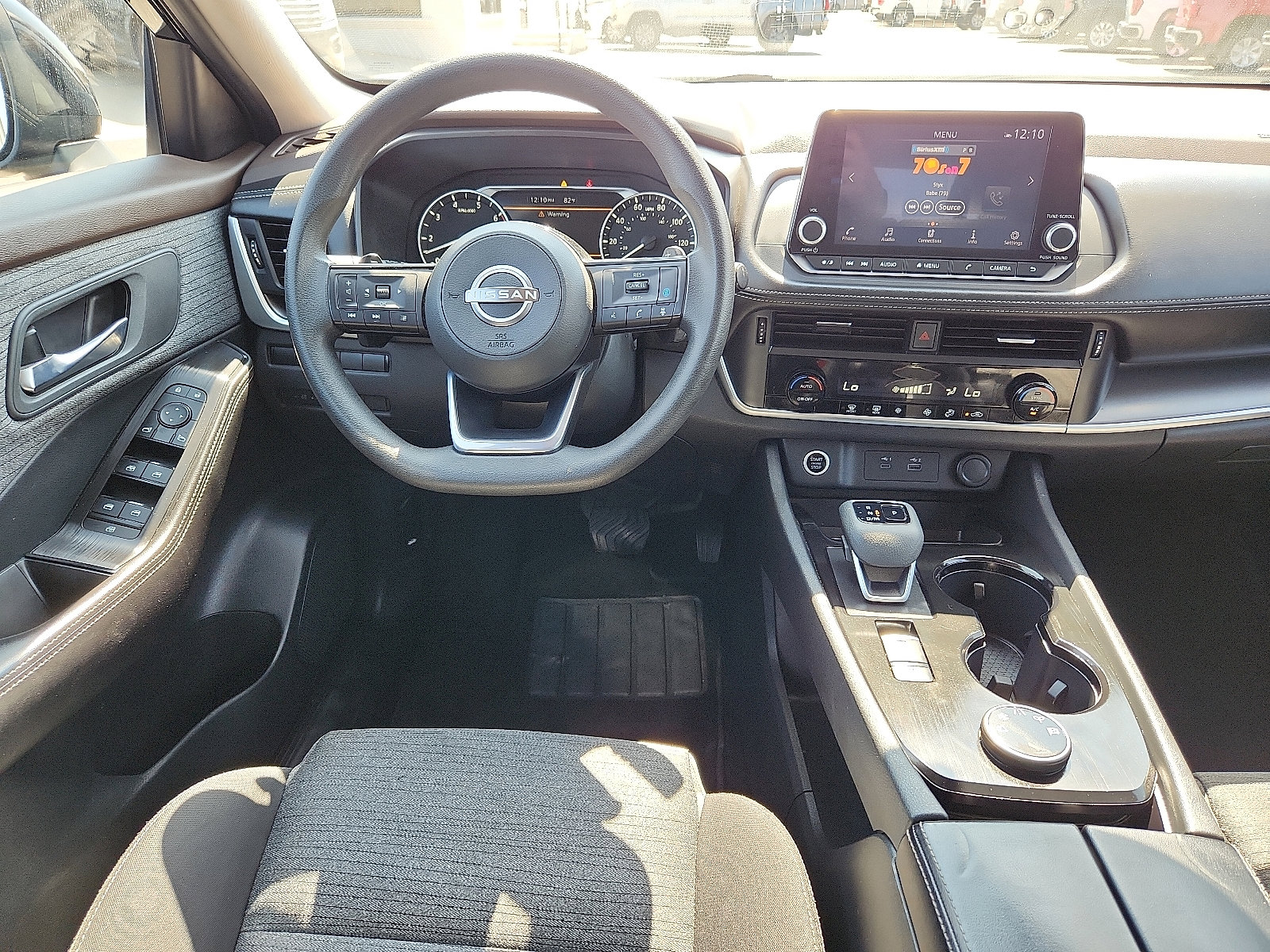 Used 2023 Nissan Rogue SV image 10