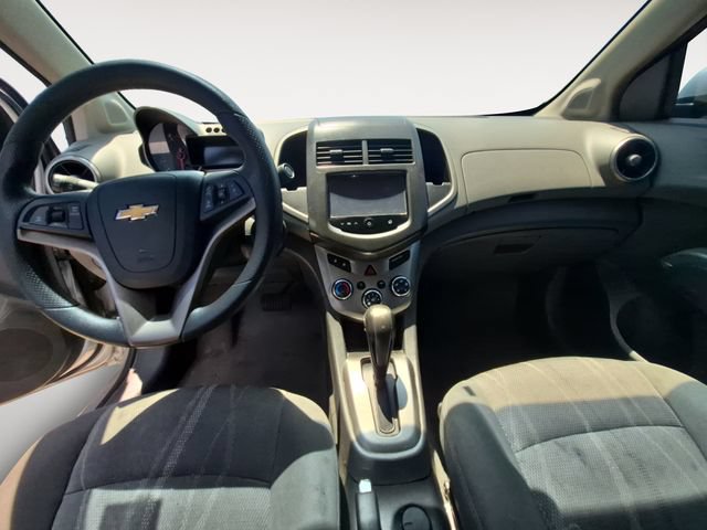 Used 2014 Chevrolet Sonic LT FWD image 10