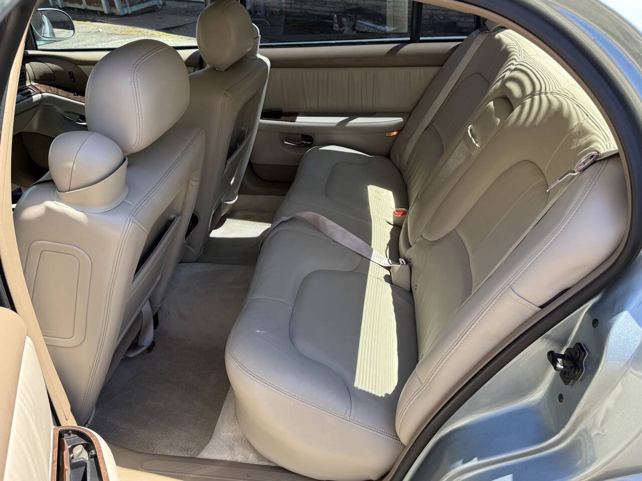 Used 2004 Buick Park Avenue w/ Prestige Feature Package FWD image 36