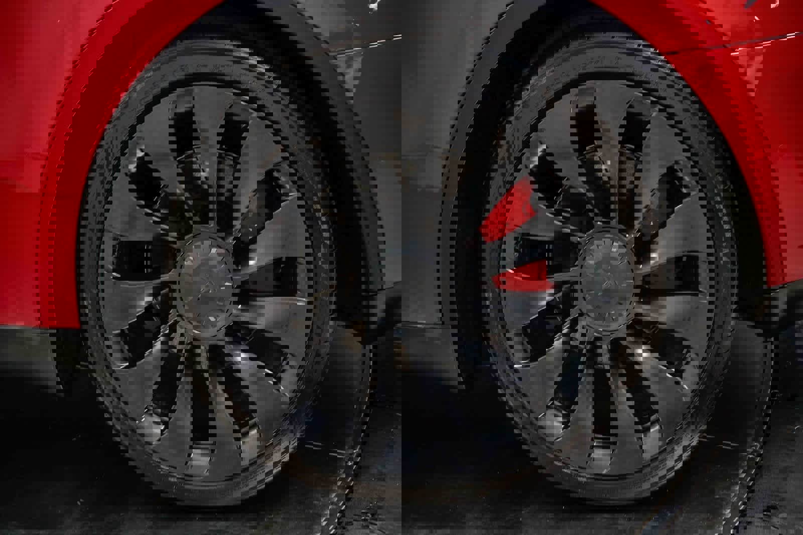 Used 2022 Tesla Model Y Performance image 10