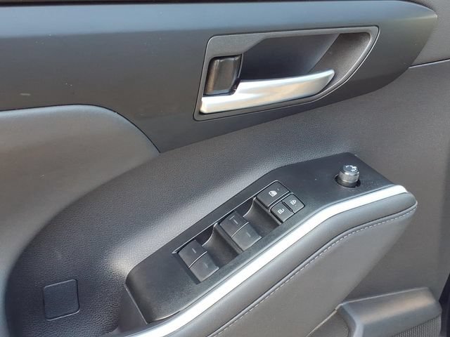 Used 2026 Toyota Highlander XLE AWD/4WD image 16