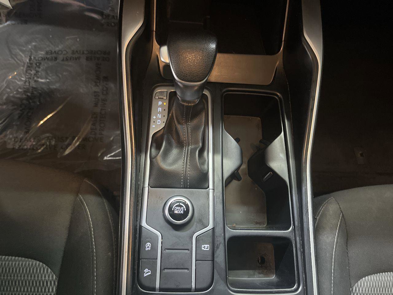 Used 2021 Kia Sorento LX image 19