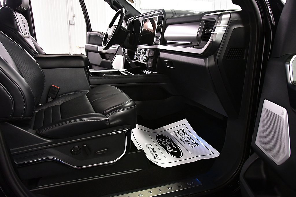 Used 2025 Ford F350 Platinum image 31