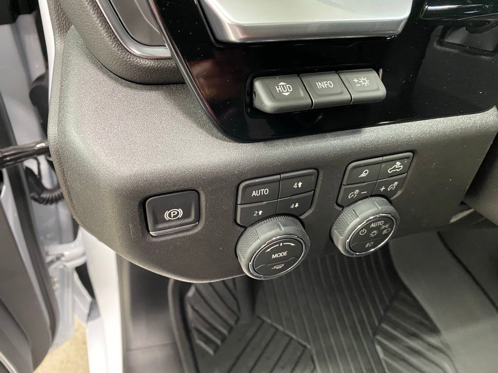 New 2026 Chevrolet Silverado 3500 LTZ w/ LTZ Plus Package image 39