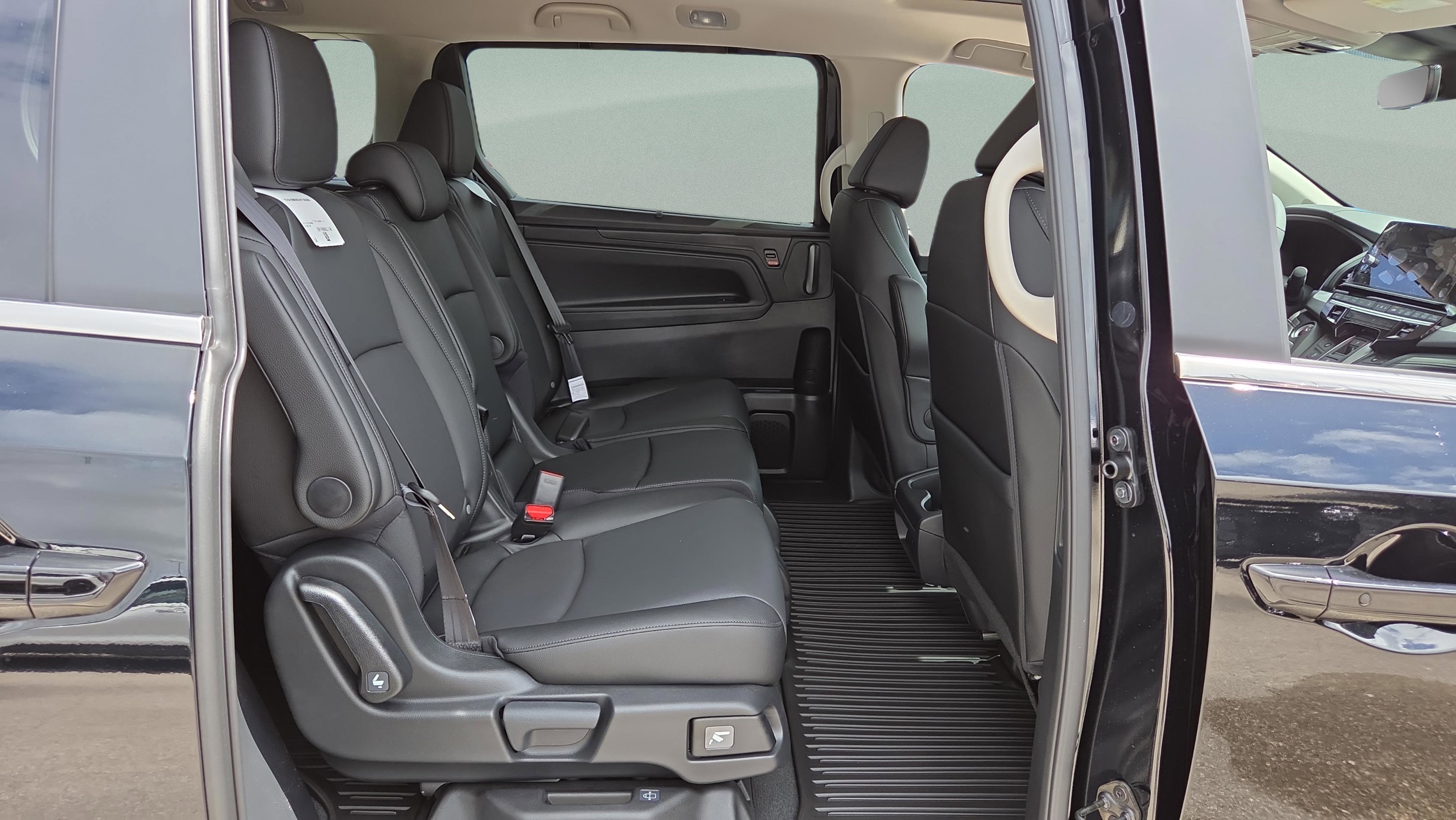 New 2026 Honda Odyssey EX-L image 17