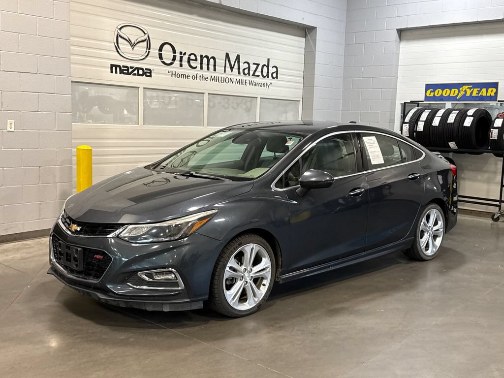 Used 2017 Chevrolet Cruze Premier FWD image 1