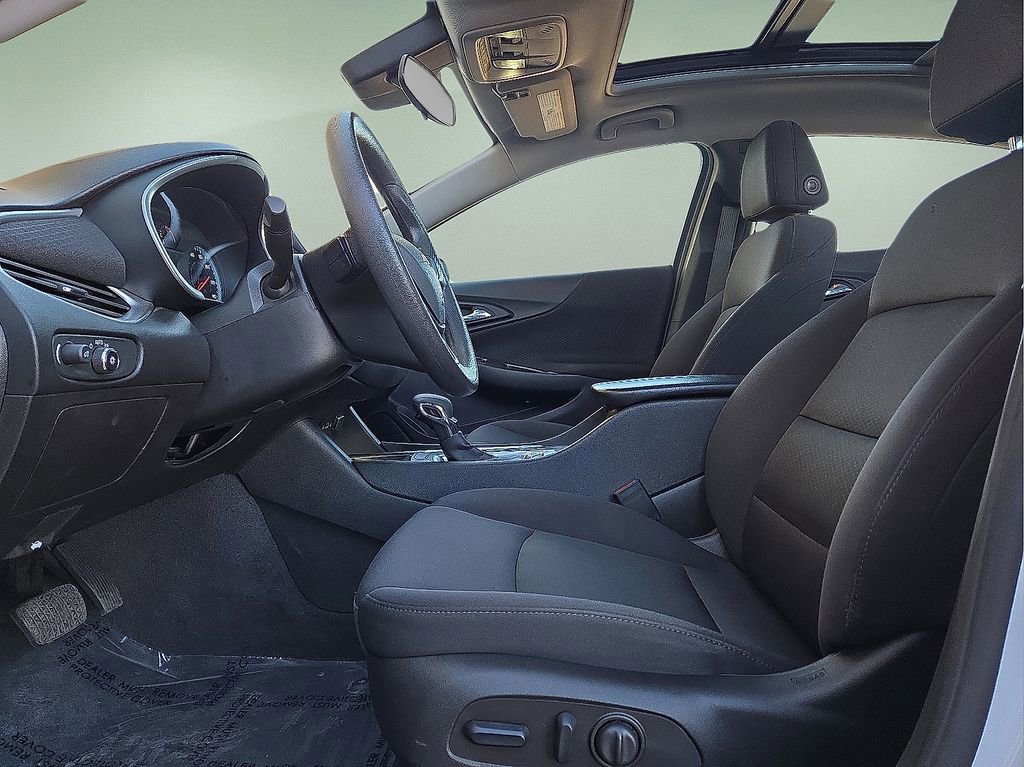 Used 2024 Chevrolet Malibu LT image 22