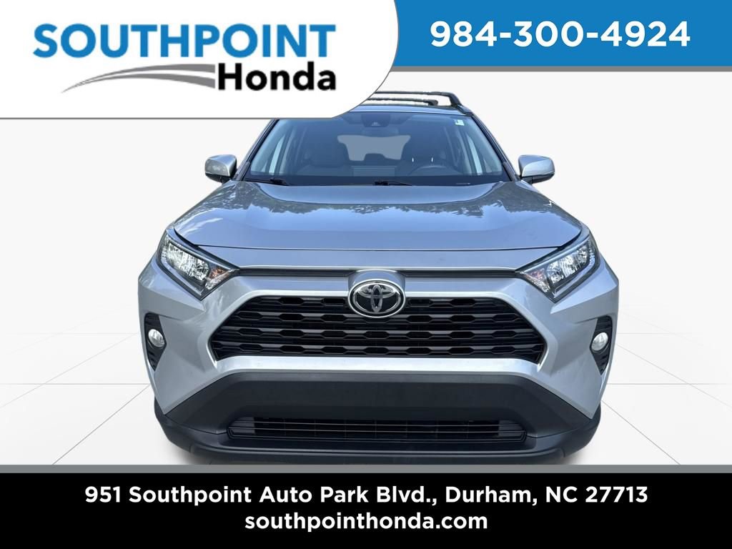 Used 2020 Toyota RAV4 XLE image 2