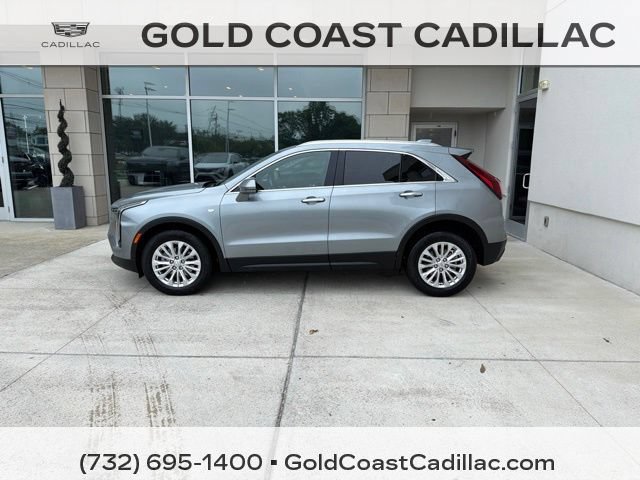 Certified 2024 Cadillac XT4 Luxury w/ Cold Weather Package AWD/4WD image 2