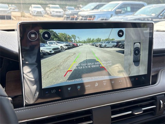 New 2025 Lincoln Corsair Reserve w/ Jet Appearance Package image 28