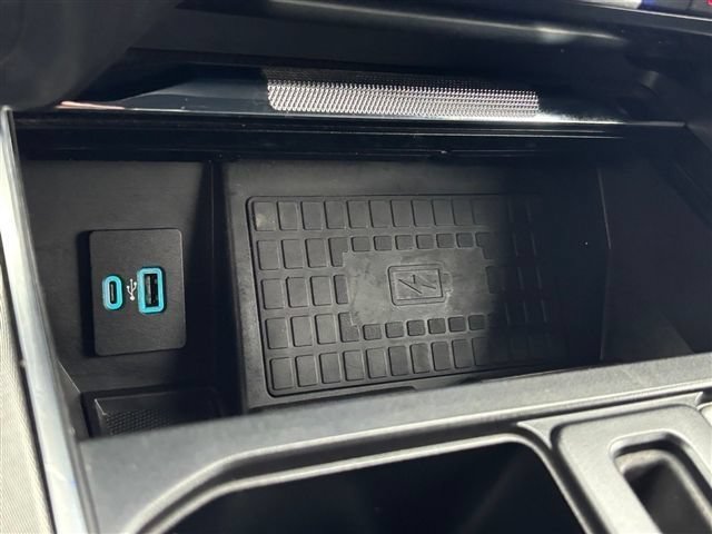 Used 2022 Ford F150 Platinum w/ Equipment Group 701A High AWD/4WD image 30