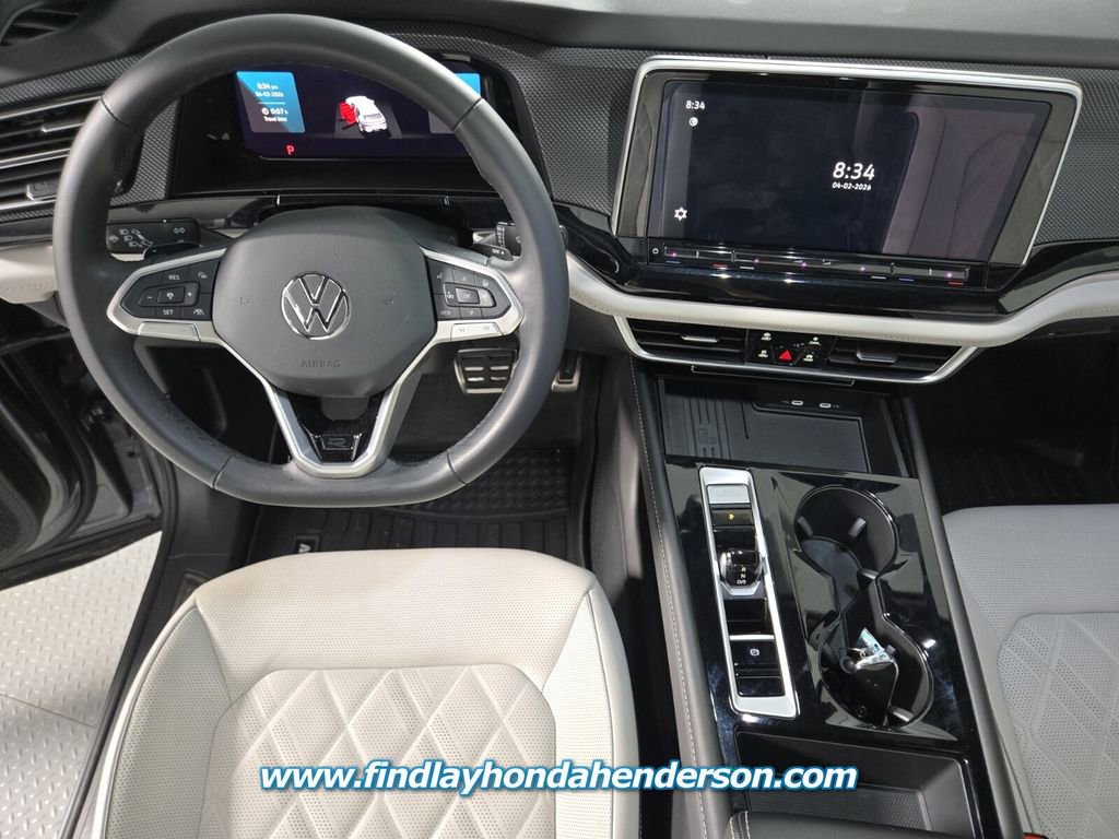 Used 2025 Volkswagen Atlas Cross Sport SEL Premium R-Line AWD/4WD image 18