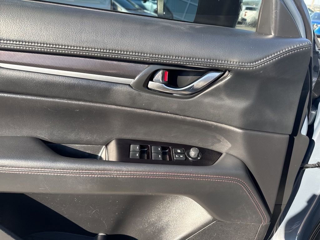 Used 2022 MAZDA CX-5 Carbon Edition image 11