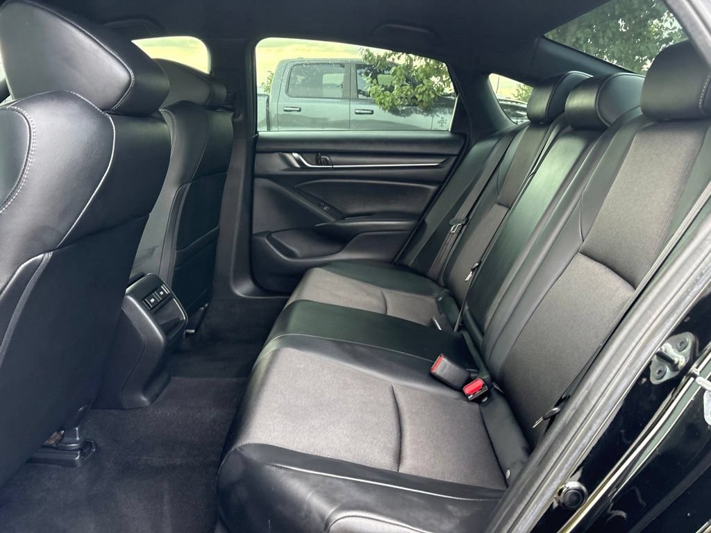 Used 2022 Honda Accord Sport image 12