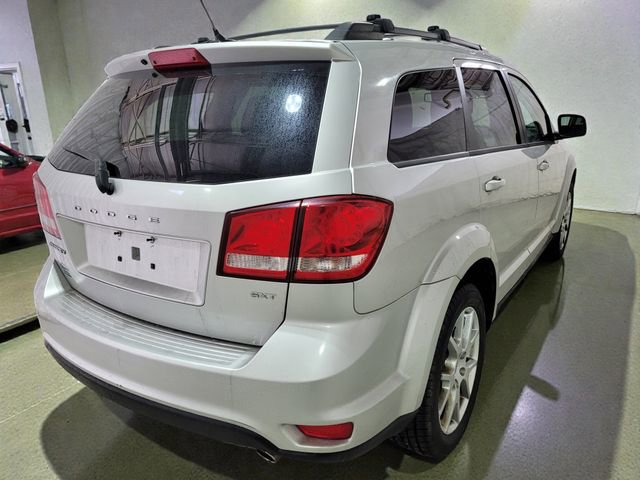 Used 2012 Dodge Journey SXT image 16