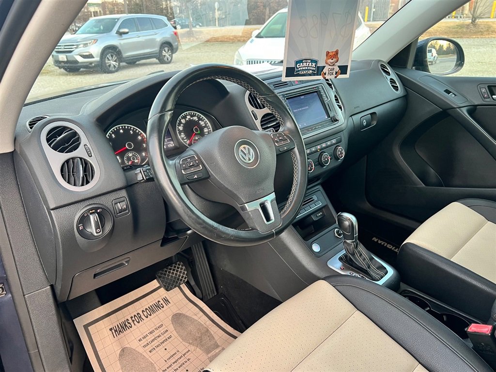 Used 2016 Volkswagen Tiguan SE image 13