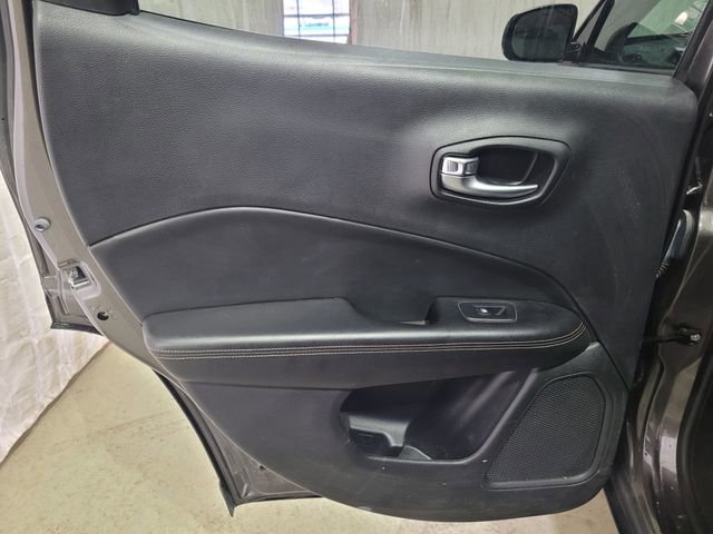 Used 2019 Jeep Compass Limited image 42