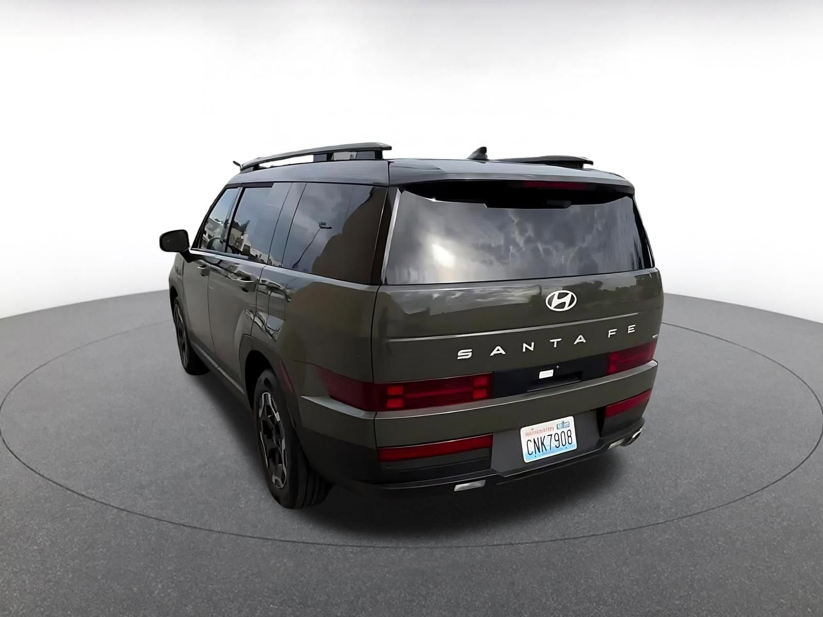 Used 2025 Hyundai Santa Fe SEL image 11