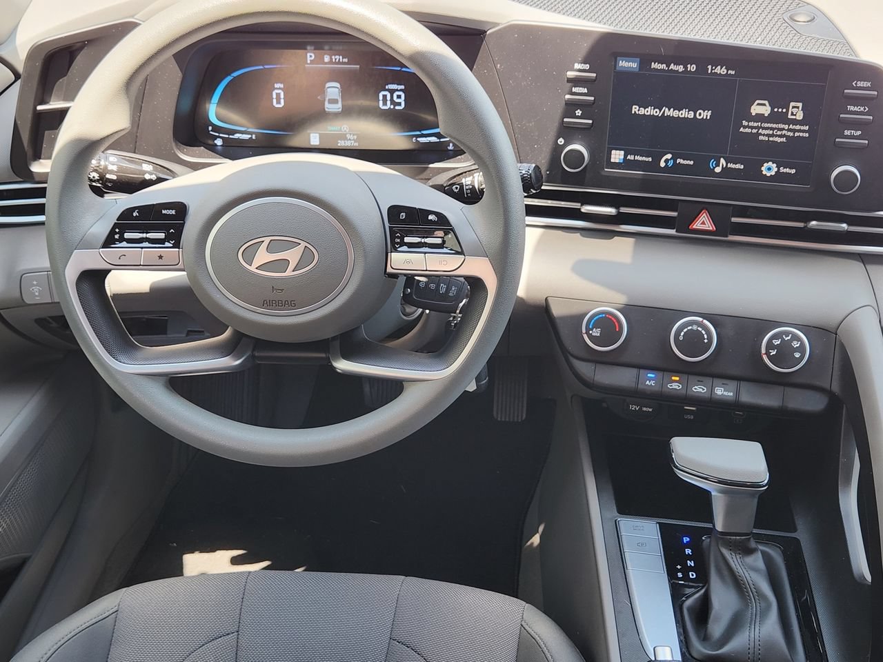 Certified 2025 Hyundai Elantra SE FWD image 25