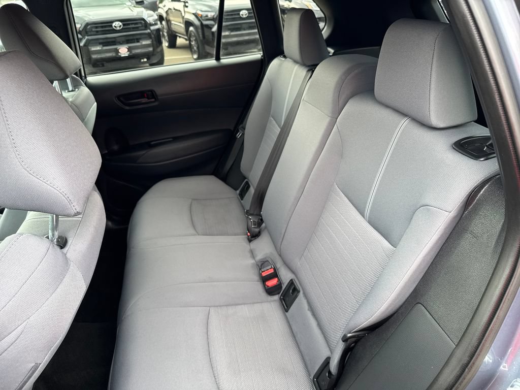 Used 2026 Toyota Corolla Cross AWD Hybrid w/ Cold Weather Package image 34
