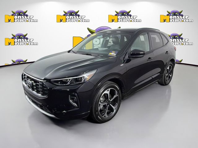Used 2023 Ford Escape ST-Line Elite w/ Premium Technology Package image 1
