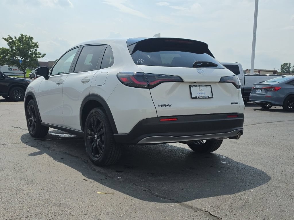 Certified 2026 Honda HR-V Sport image 5