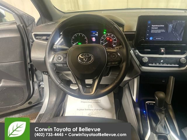 Certified 2023 Toyota Corolla Cross SE image 13