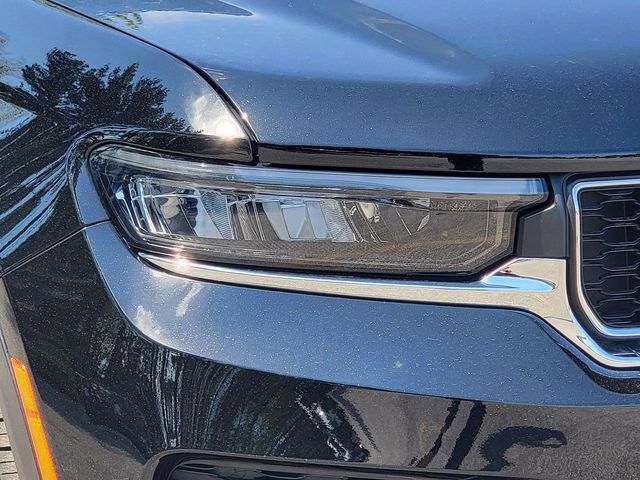 Certified 2024 Jeep Grand Cherokee Laredo X w/ Luxury Tech Group I AWD/4WD image 16
