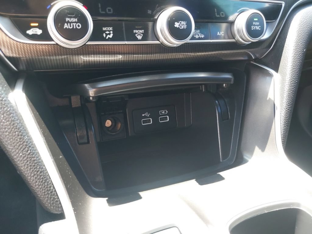 Used 2022 Honda Accord Sport image 14