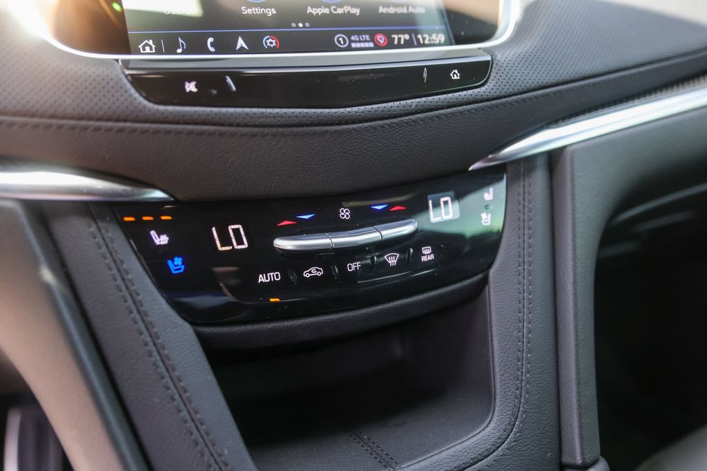 Used 2026 Cadillac XT5 Sportv w/ LPO, Onyx Lite Package AWD/4WD image 19