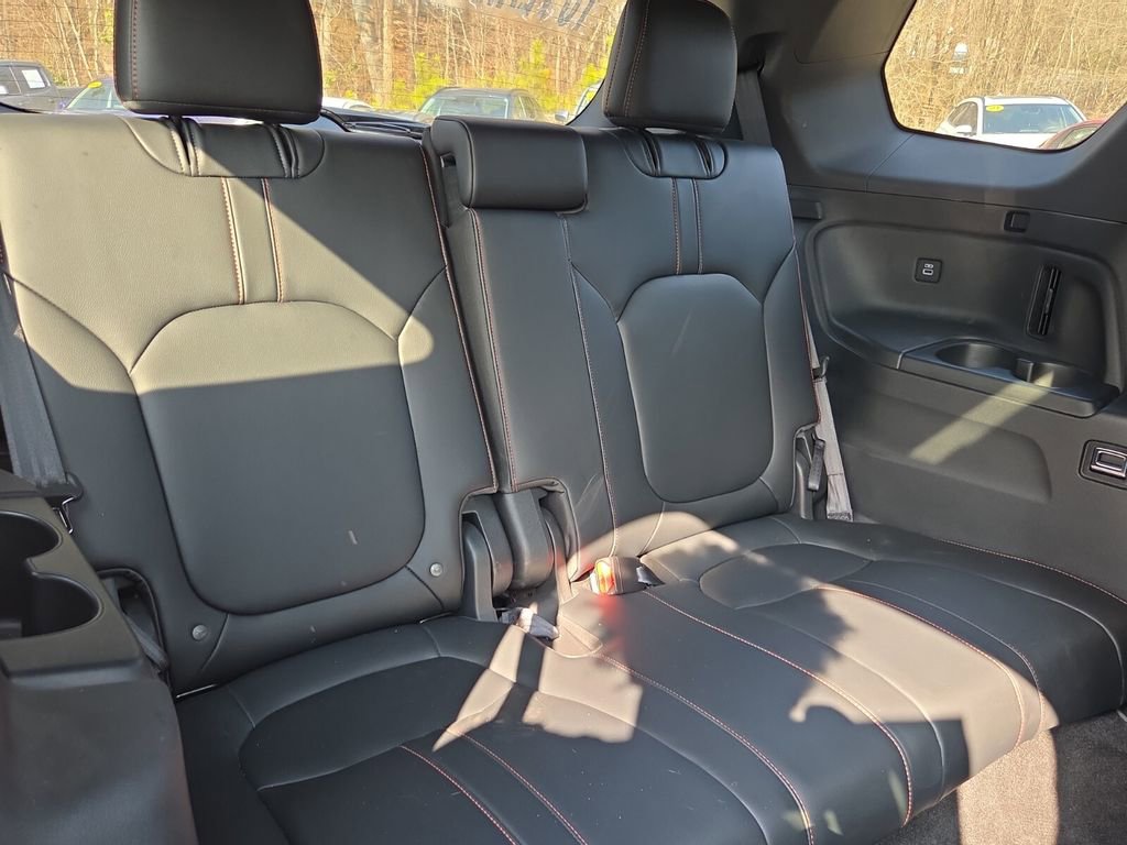 Used 2023 Honda Pilot TrailSport image 20