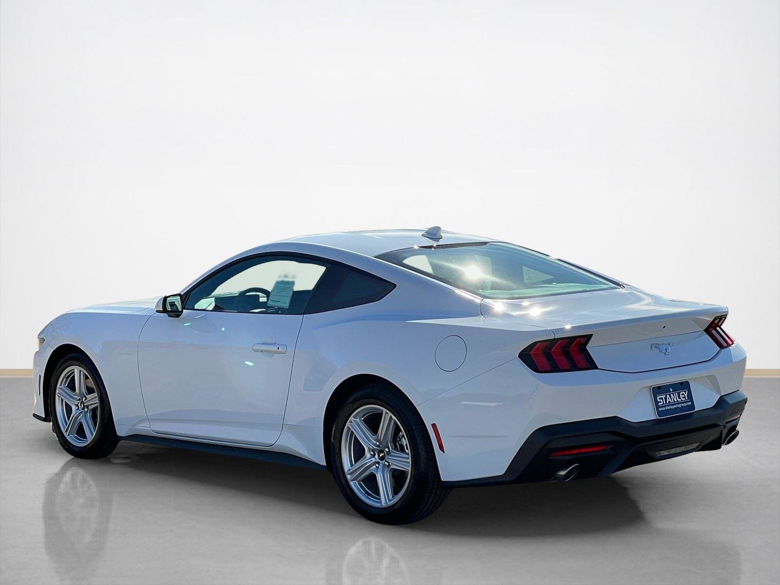 New 2026 Ford Mustang Coupe image 5