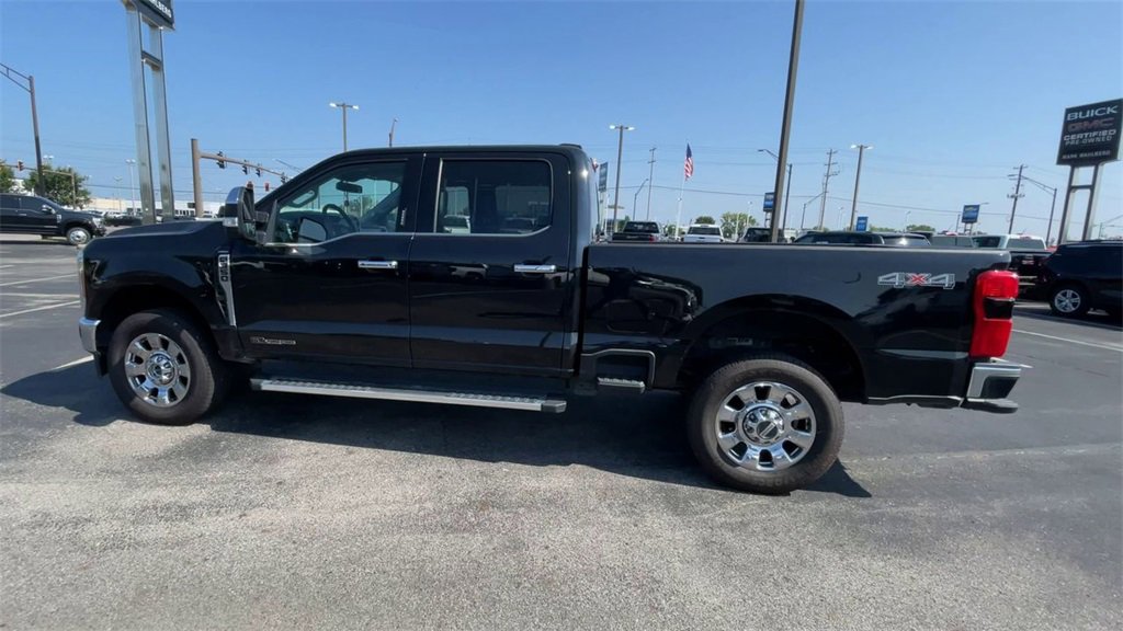 Used 2023 Ford F350 Lariat w/ Chrome Package image 7