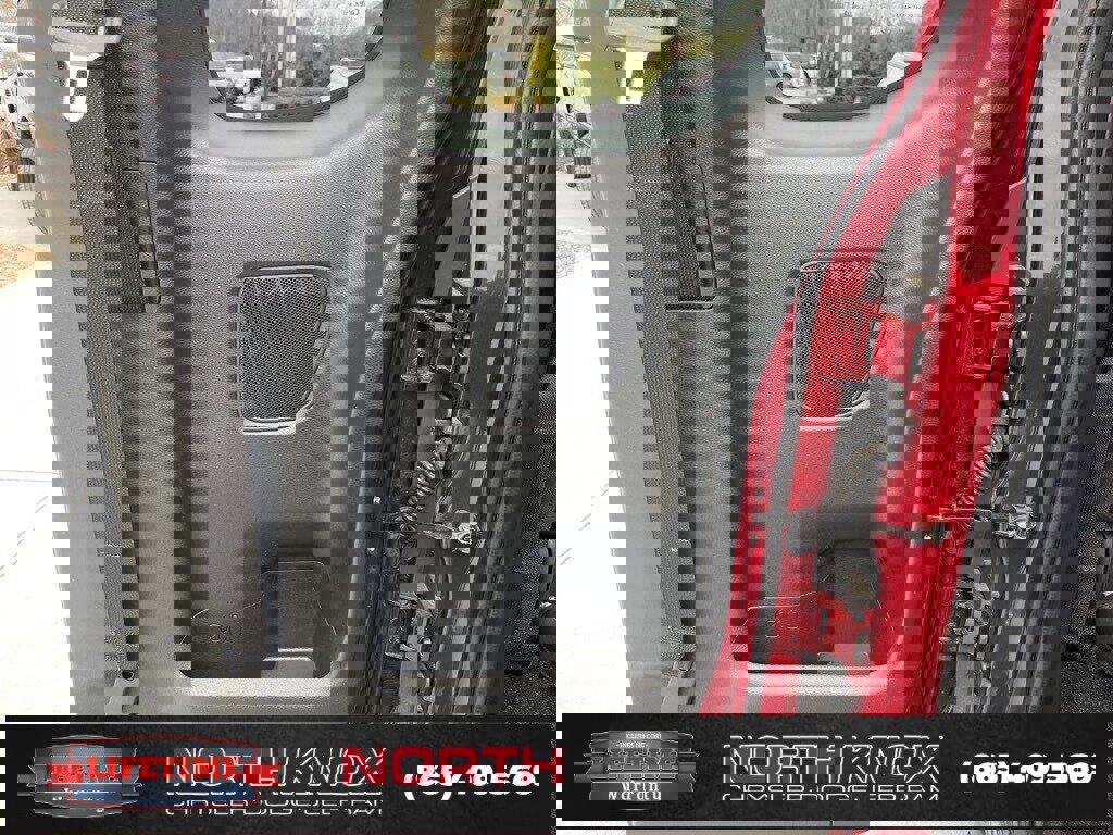 Used 2024 Nissan Frontier SV w/ Technology Package image 24