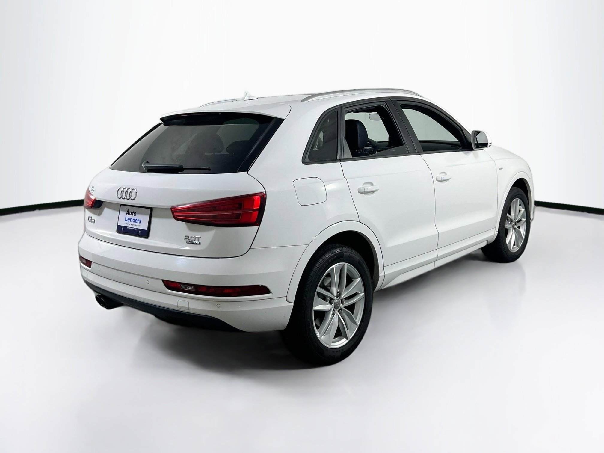 Used 2018 Audi Q3 2.0T Premium w/ Convenience Package image 5