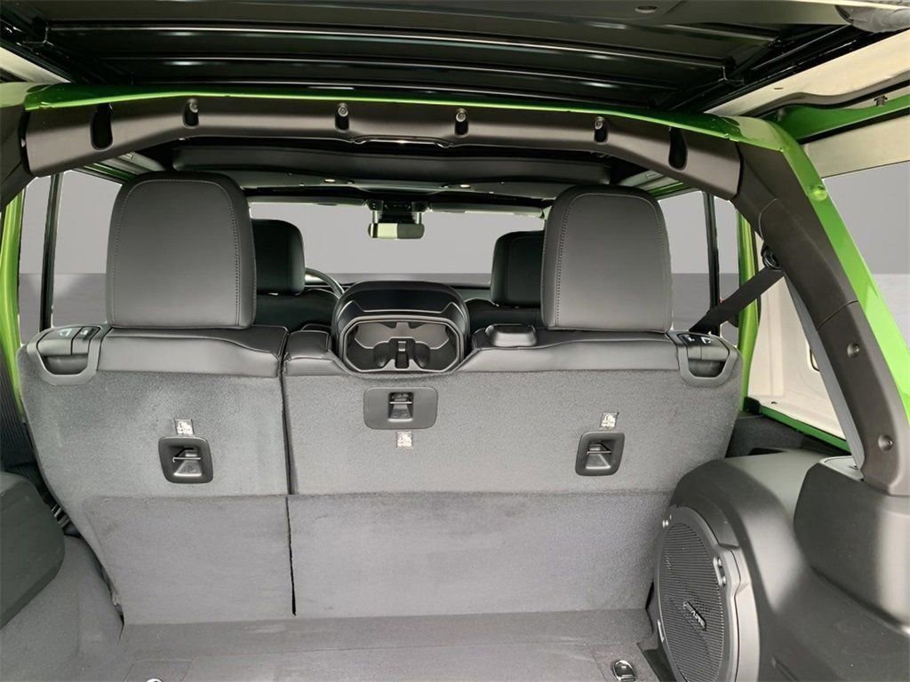 New 2025 Jeep Wrangler Unlimited Rubicon 392 image 32