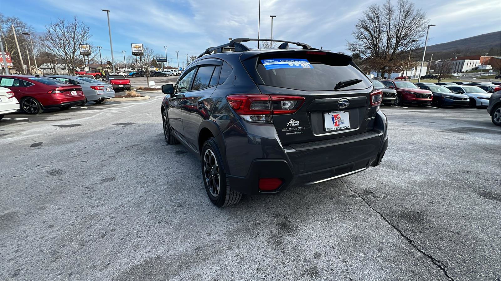 Used 2021 Subaru Crosstrek 2.0i Premium w/ Moonroof Package image 6