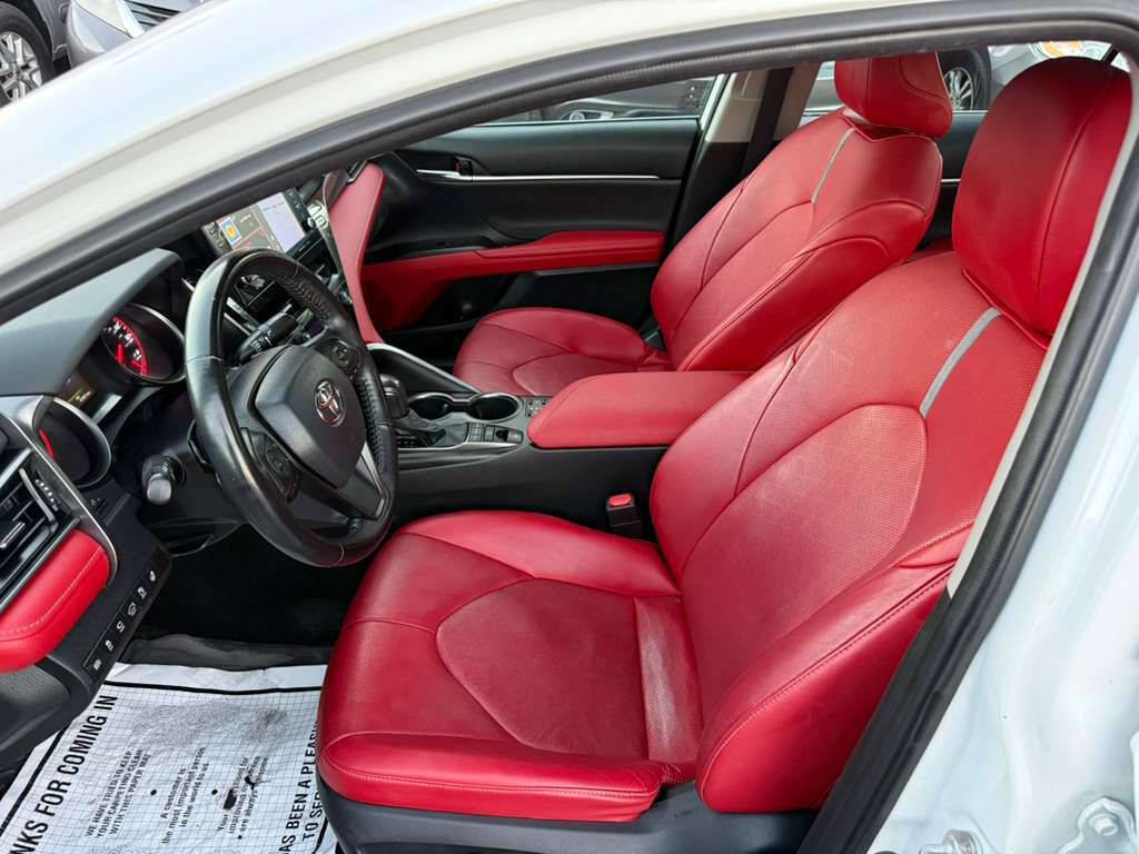 Used 2021 Toyota Camry XSE w/ Navigation Package image 13