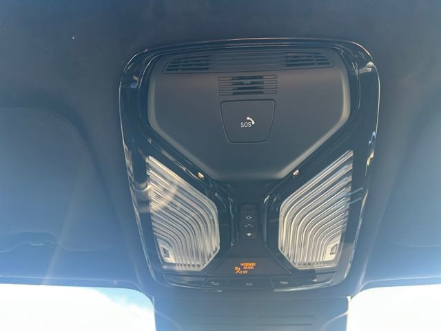 New 2026 BMW X7 M60i image 31