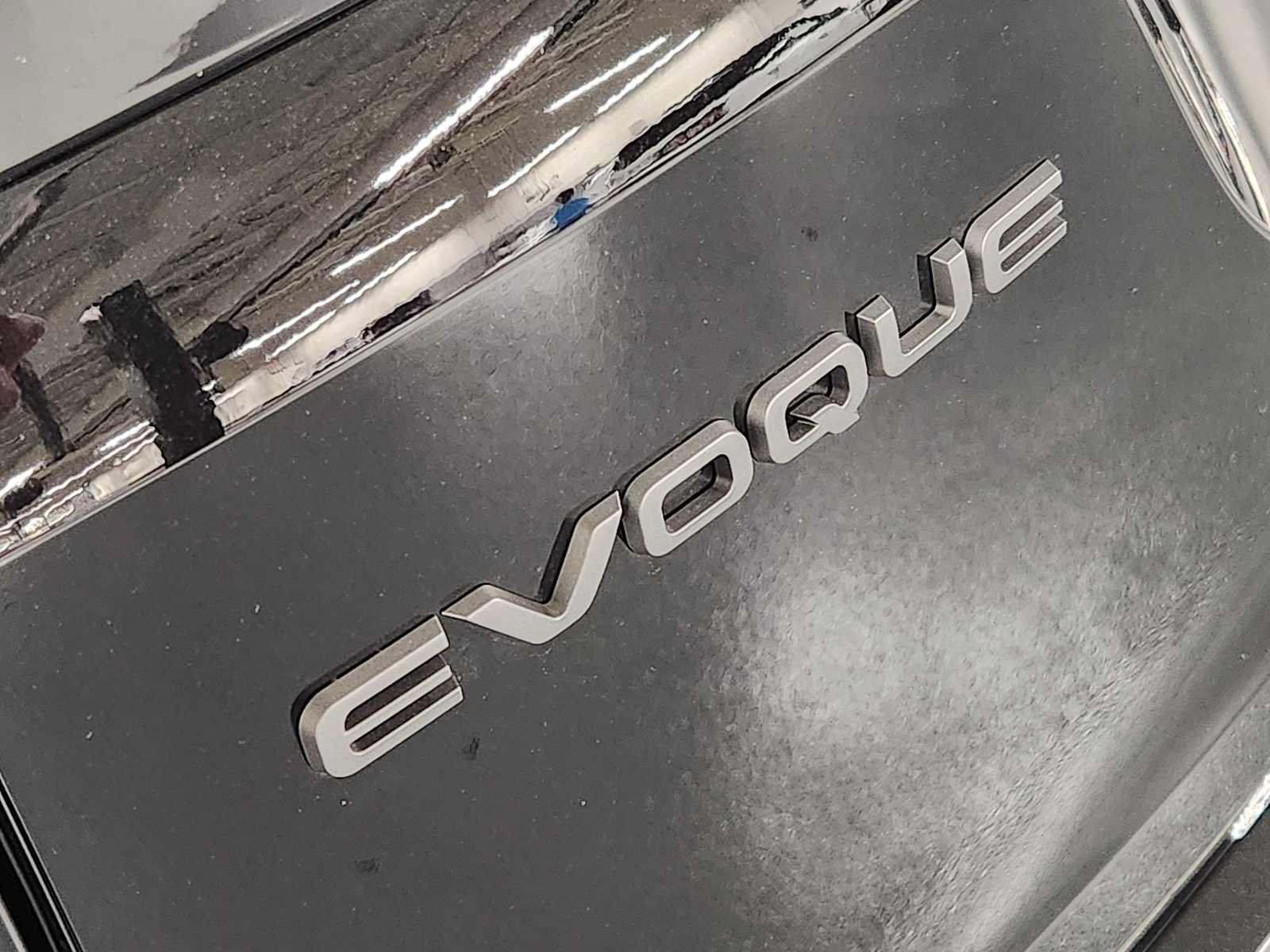 New 2026 Land Rover Range Rover Evoque S AWD/4WD image 13