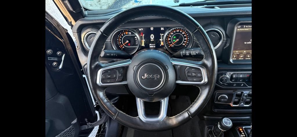 Used 2022 Jeep Wrangler Unlimited Sahara w/ LED Lighting Group AWD/4WD image 19