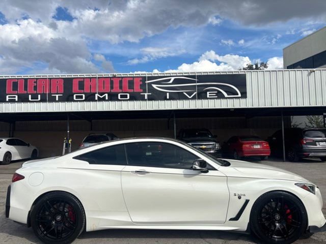 Used 2019 INFINITI Q60 Red Sport 400 image 8