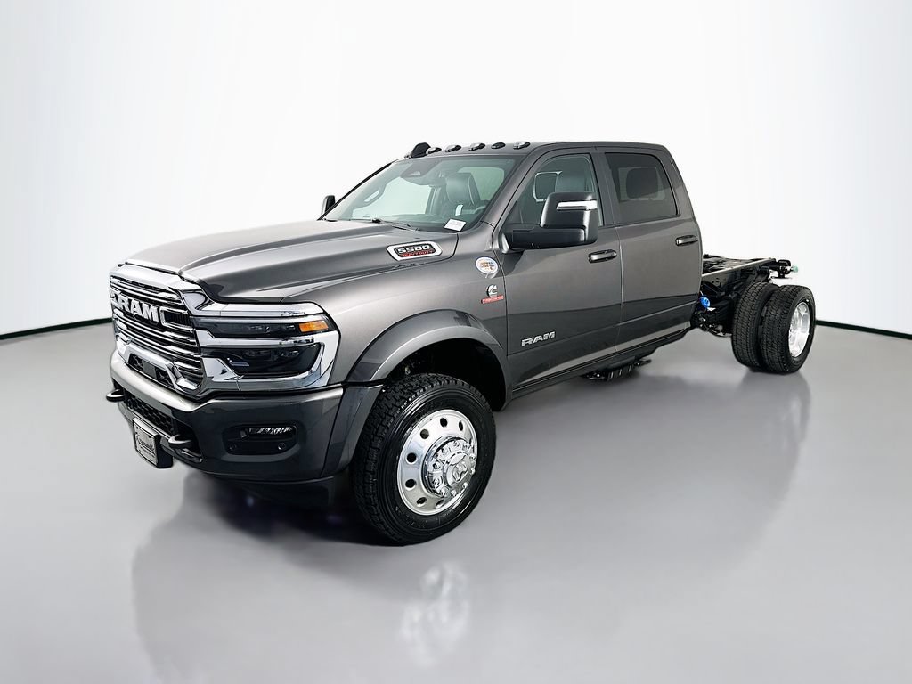 New 2026 RAM 5500 4x4 Crew Cab w/ Laramie Trim Package video 3