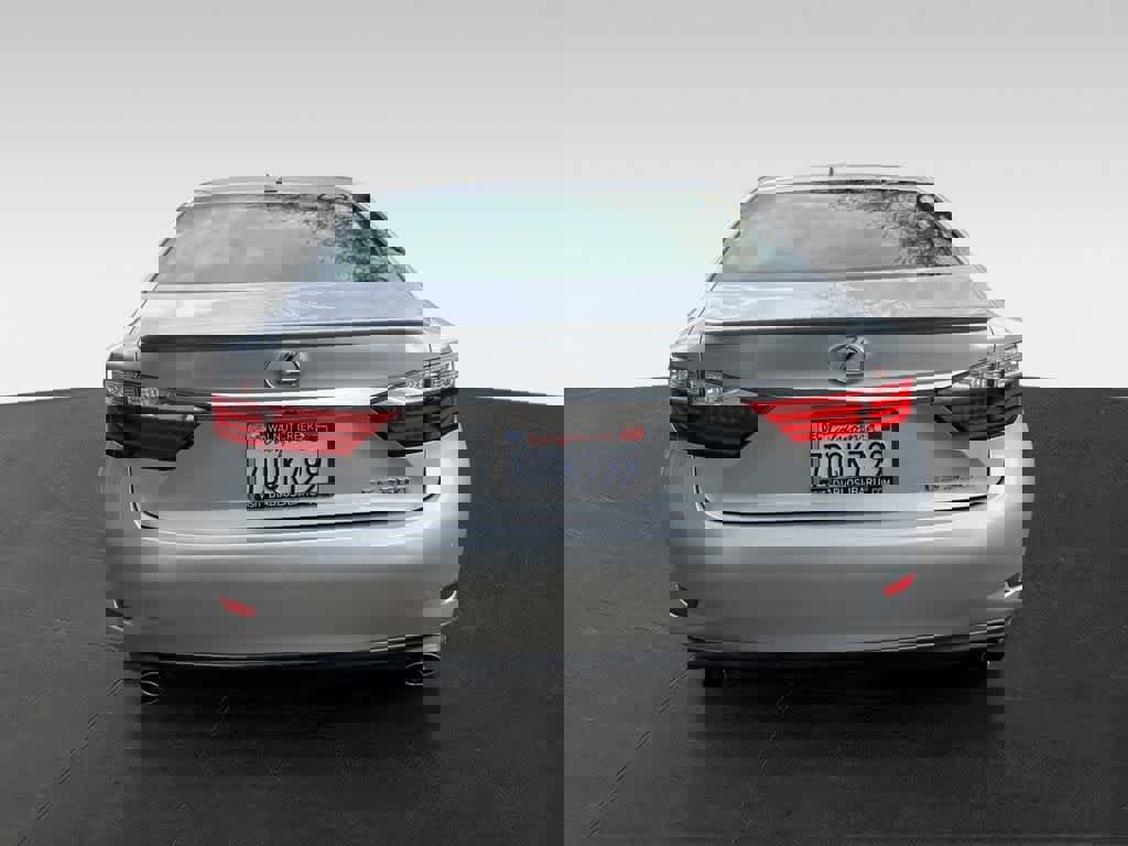 Used 2014 Lexus ES 350 w/ Luxury Package image 5