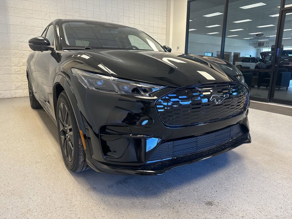 New 2026 Ford Mustang Mach-E Premium w/ Sport Appearance Package AWD/4WD image 9
