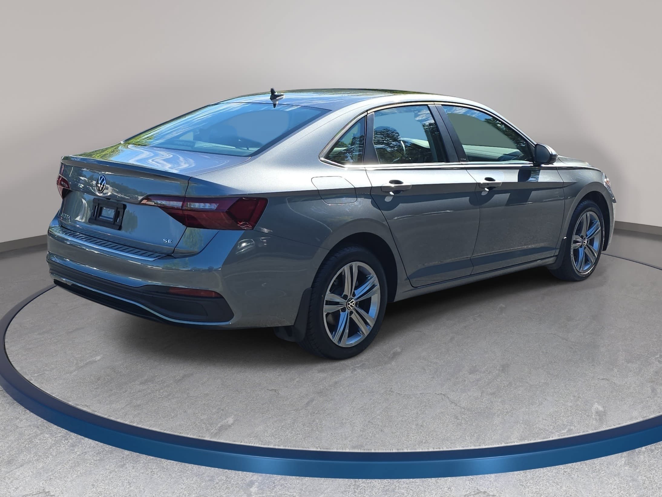 Certified 2023 Volkswagen Jetta SE w/ Panoramic Sunroof Package FWD image 5