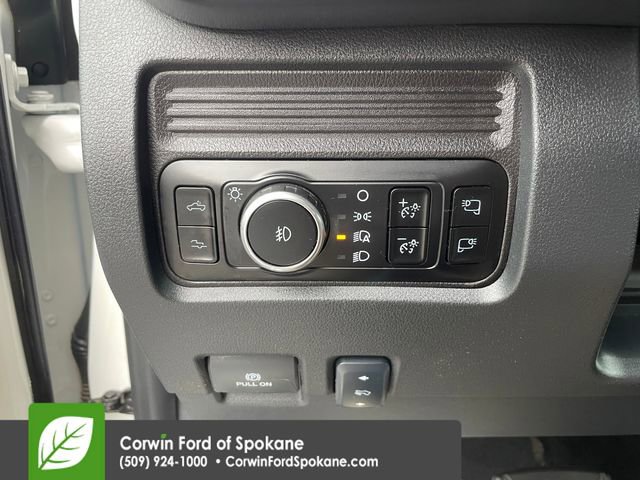 Used 2025 Ford F350 Platinum w/ Tremor Off-Road Package image 30