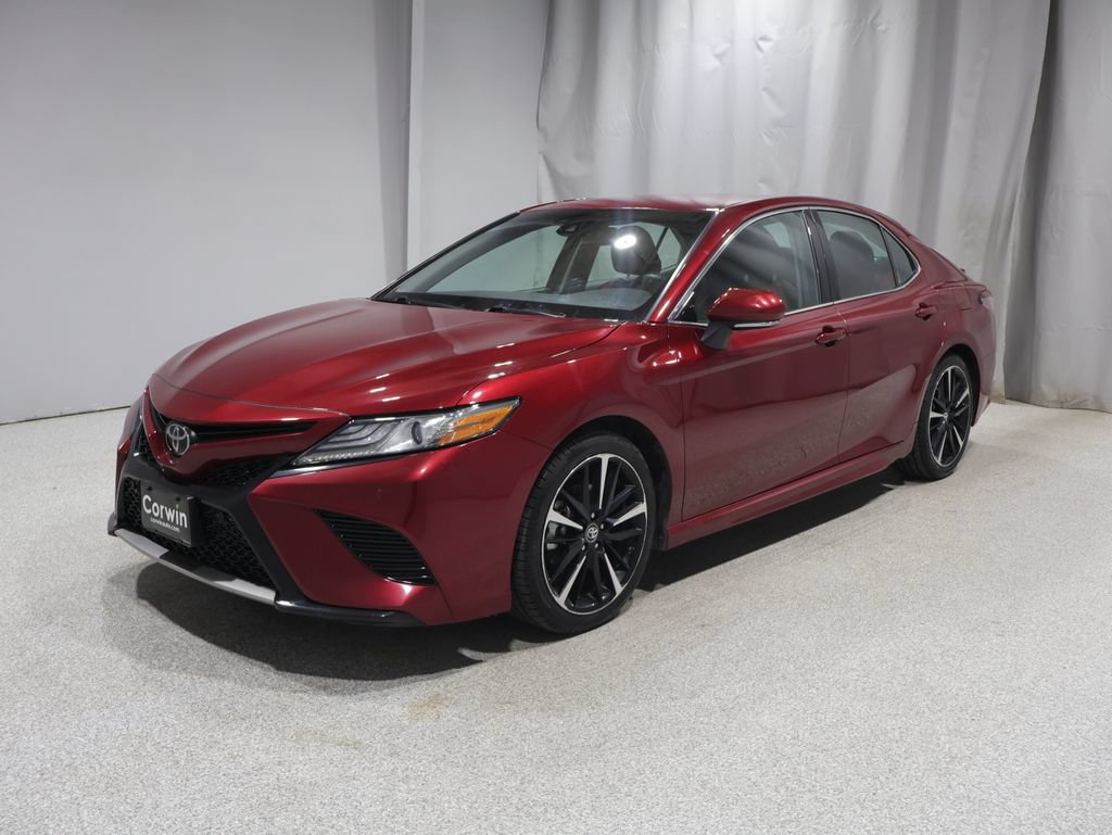 Used 2018 Toyota Camry XSE FWD image 5